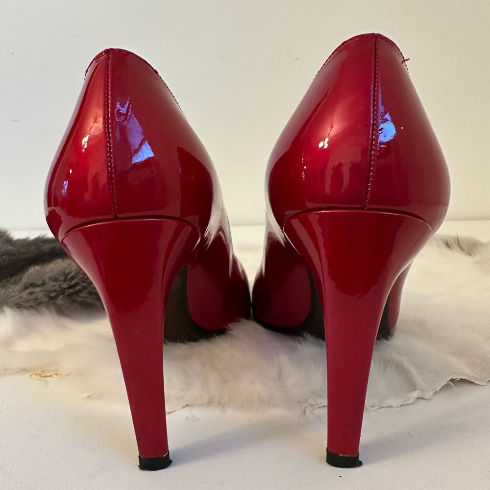 STUART WEITZMAN CHERRY RED HEELS, SIZE: 10 M - Picture 13 of 14